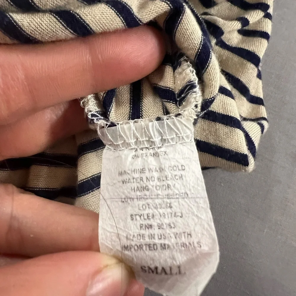 Pinc Cream And Black Stripped Woman’s Small Knot Button Up Top - Picture 5 of 8